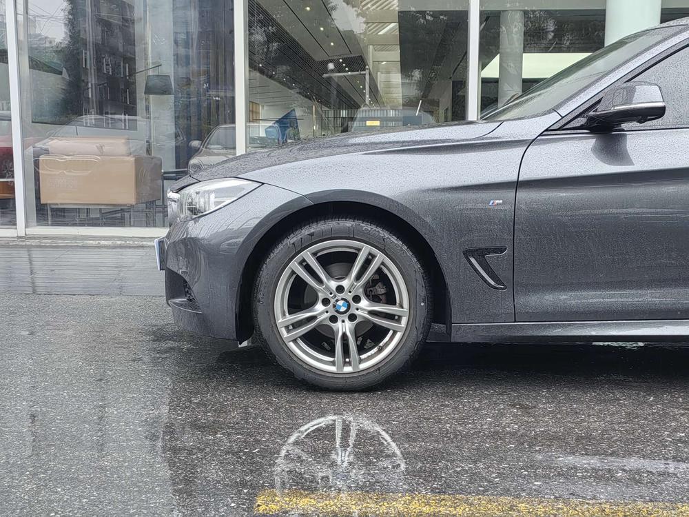BMW 3 Series GT 2022 #6 BMW 3 Series GT 2022 صورة سيارة #6