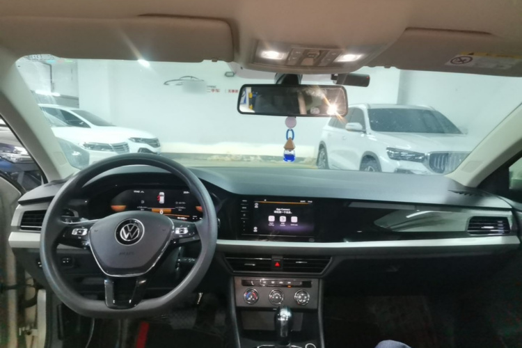 Volkswagen Lavida 2022 car image #11