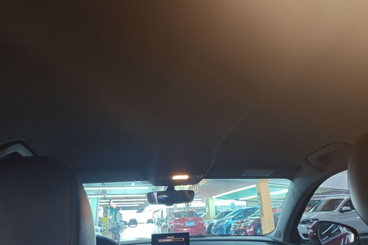 Audi A3 2018 car image #18