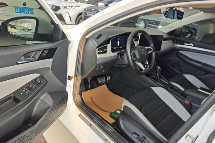 Volkswagen Bora 2024 #16 Volkswagen Bora 2024 immagine di auto #16