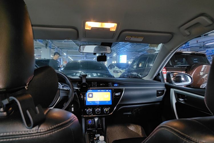 Toyota Corolla 2017 car image #18