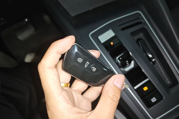 Volkswagen Golf 2022 car image #9