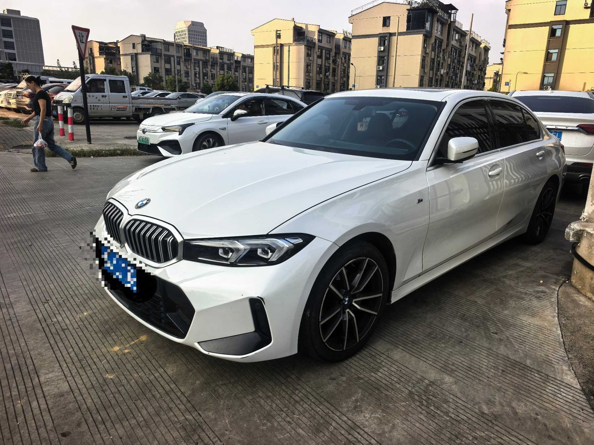 BMW 3 Series 2023 image de voiture 
