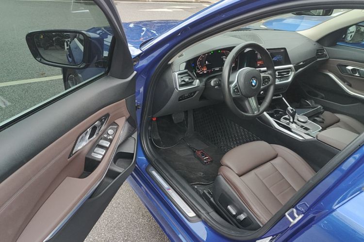 BMW 3 Series 2020 #16 BMW 3 Series 2020 car image #16