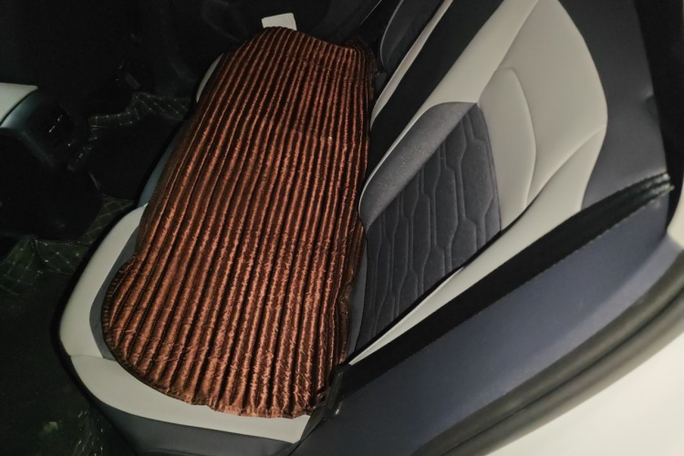 Volkswagen Tharu 2026 car image #10