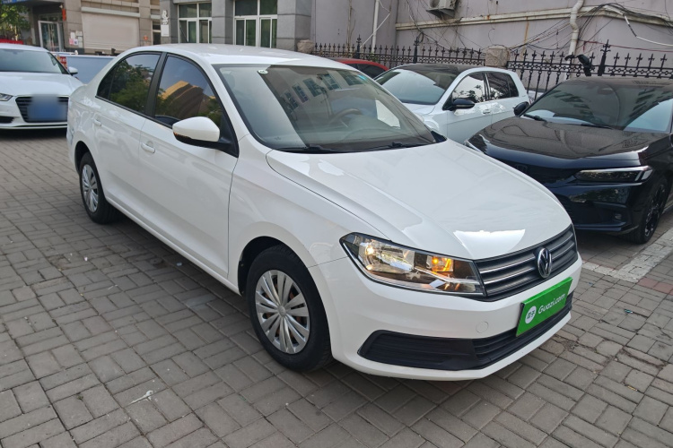 Volkswagen Santana 2017 car image #4