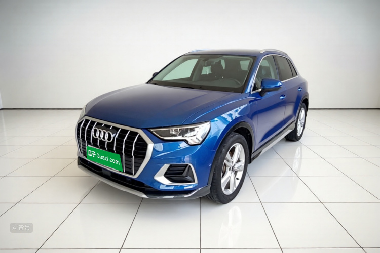 Audi Q3 2021 car image #2