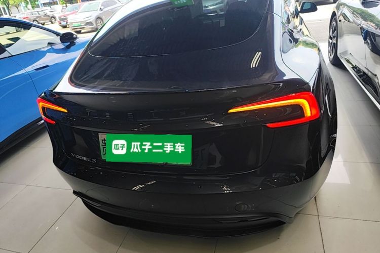 Tesla Model 3 2024 car image #6