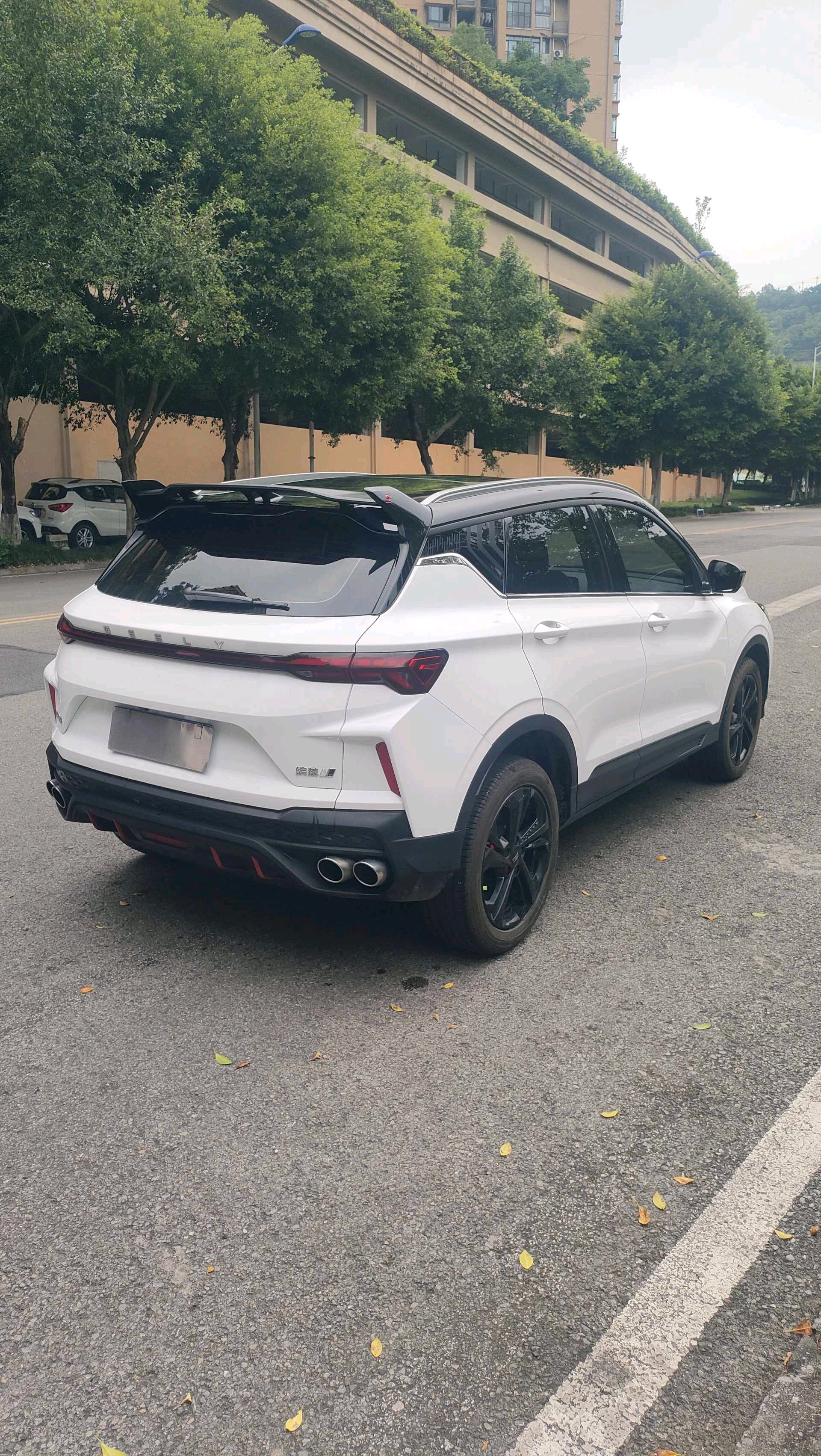 GEELY Coolray 2023 #6 GEELY Coolray 2023 car image #6