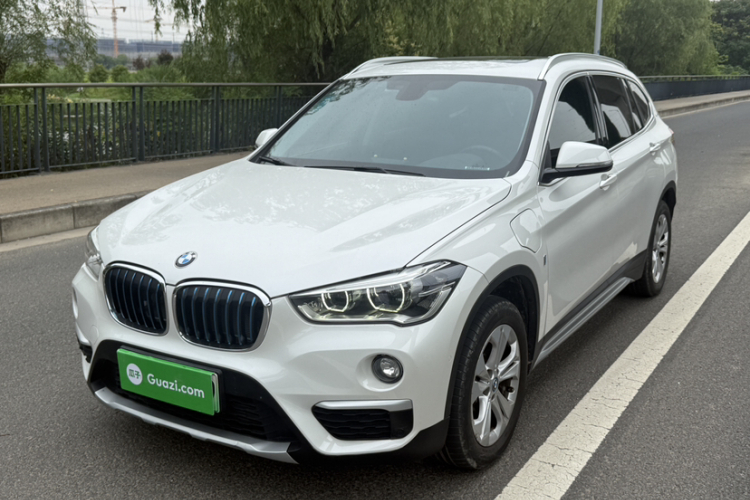 BMW X1 New Energy 2019 car image #2