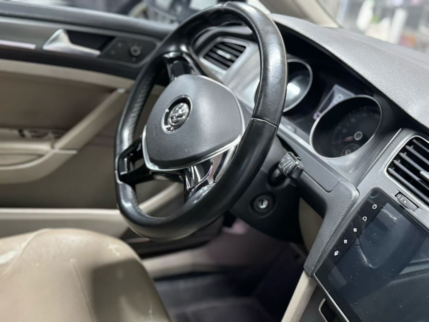 Volkswagen Golf 2015 immagine di auto #4
