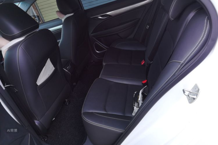 GEELY Emgrand 2020 car image #19