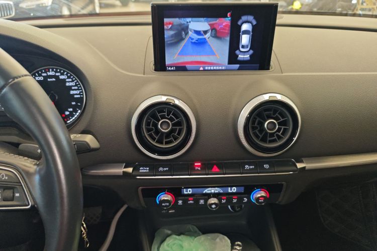 奥迪 奥迪A3 2018 汽车图片 #13