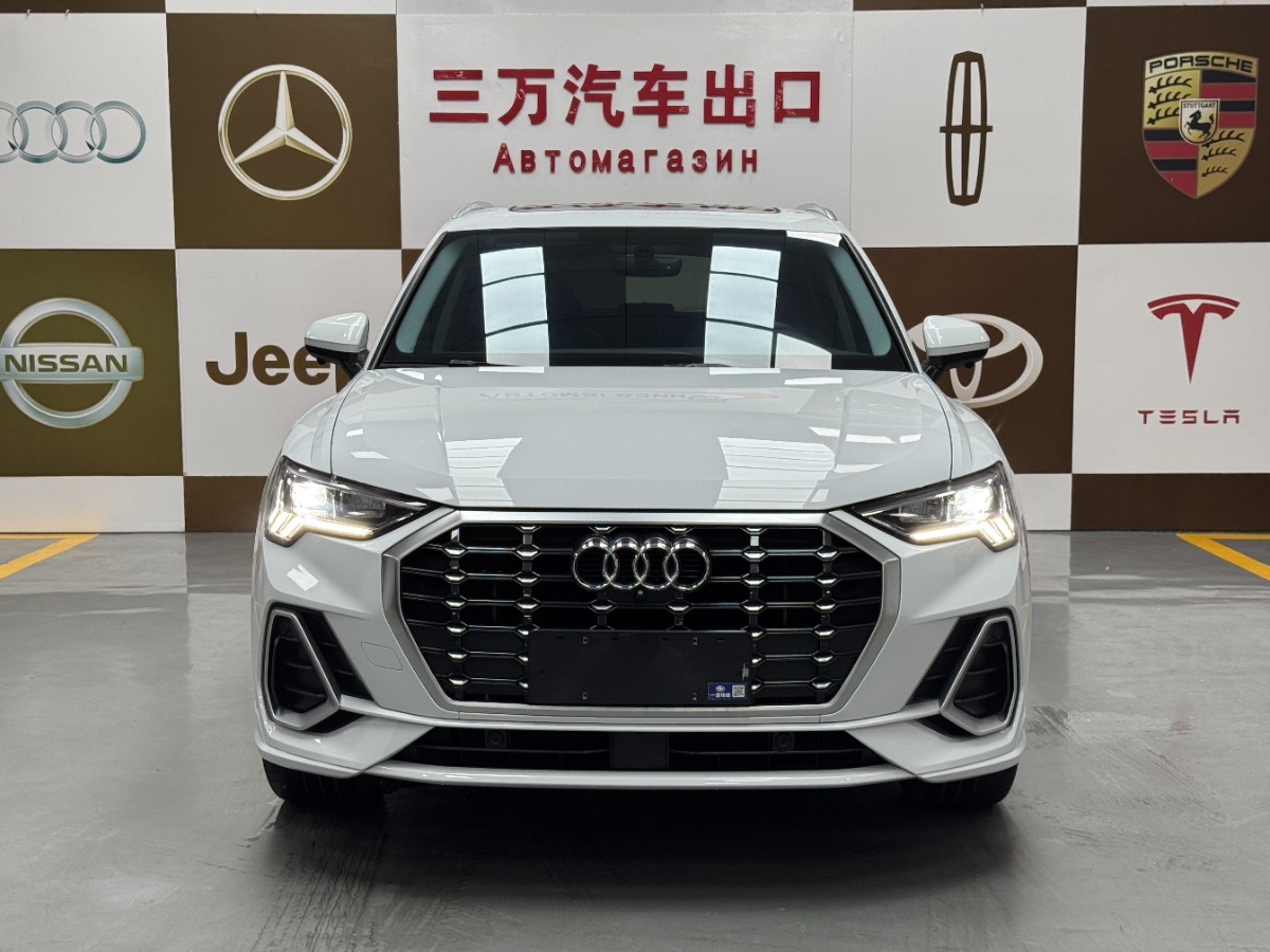 Audi Q3 2022 #2 Audi Q3 2022 car image #2