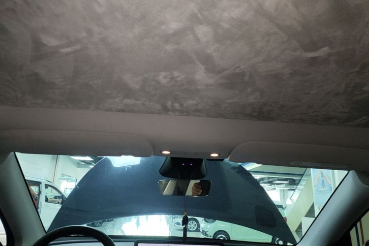 Tesla Model Y 2024 #18 Tesla Model Y 2024 car image #18