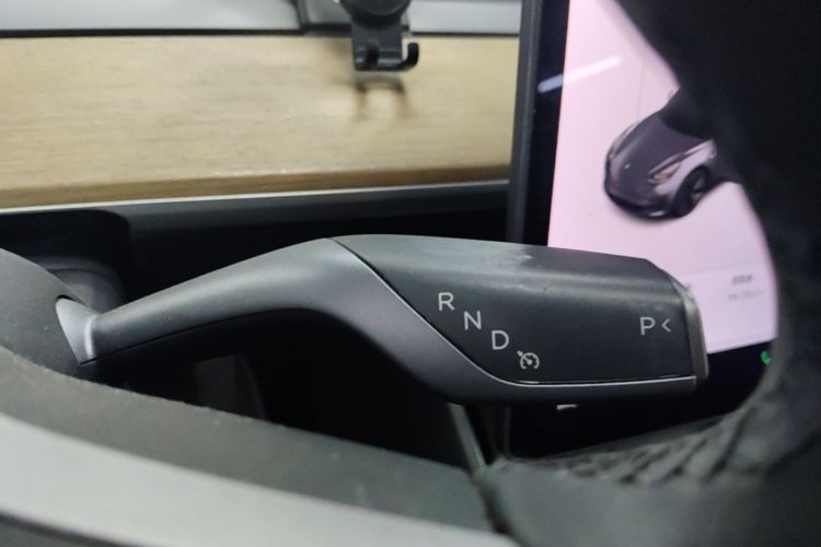 Tesla Model 3 2020 #14 Tesla Model 3 2020 car image #14