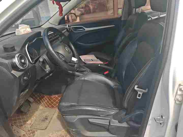 MG ZS 2018 image de voiture #28