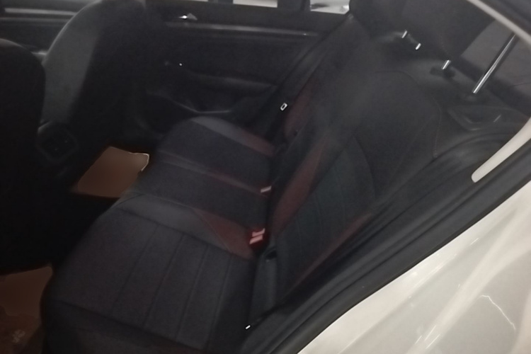 Volkswagen Bora 2020 car image #17