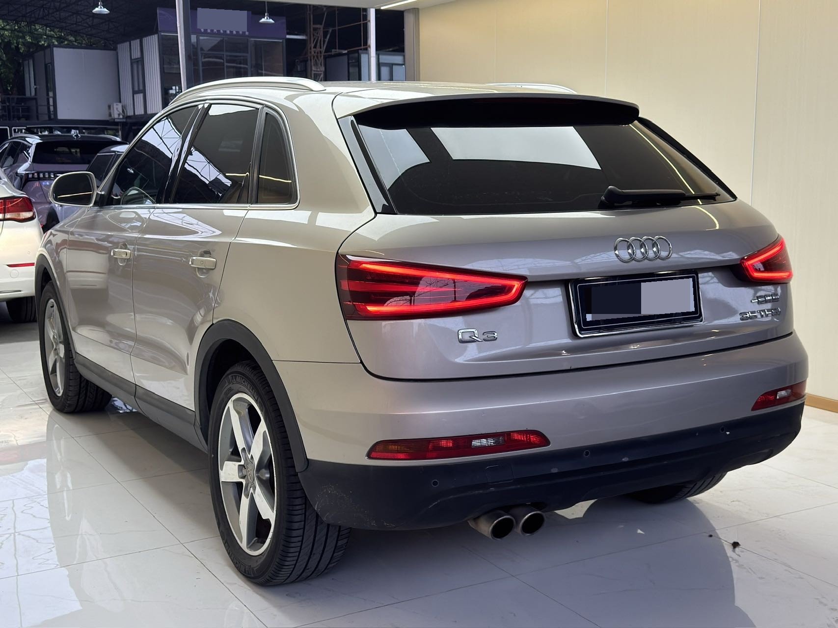 Audi Q3 2015 immagine di auto #16
