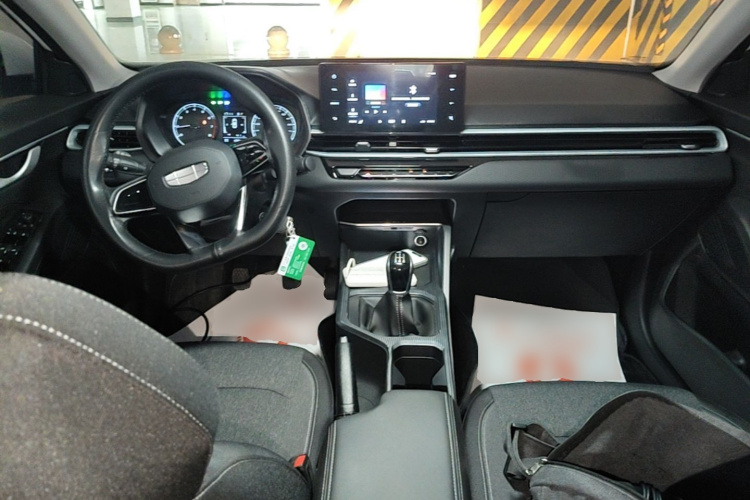 GEELY Emgrand 2025 car image #10