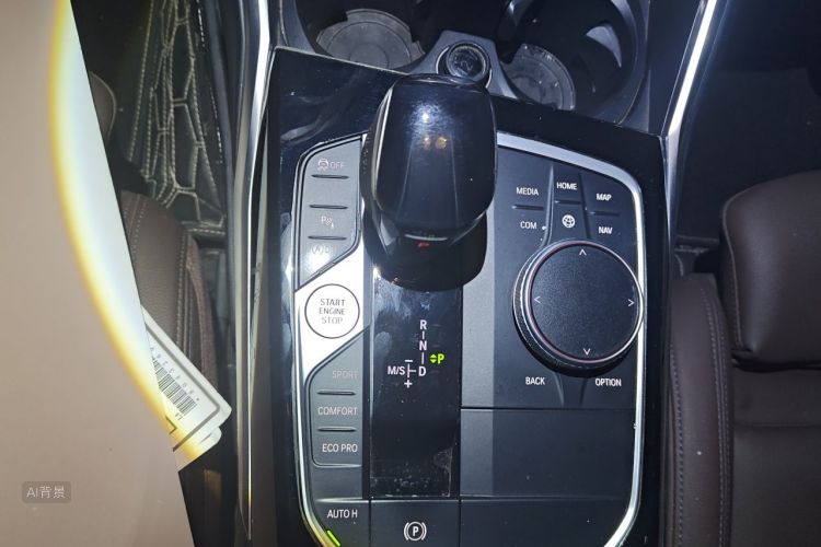 BMW 3 Series 2019 #16 BMW 3 Series 2019 car image #16
