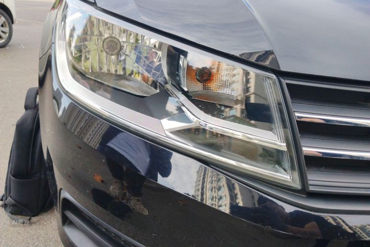 Volkswagen Santana 2017 car image #8