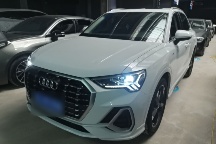 Audi Q3 2020 #2 Audi Q3 2020 car image #2