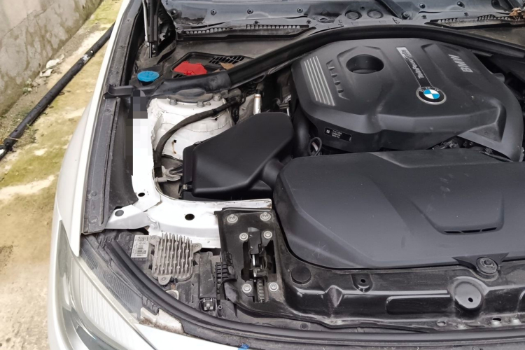 BMW 3 Series GT 2017 #26 BMW 3 Series GT 2017 car image #26