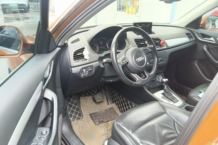 Audi Q3 2015 #18 Audi Q3 2015 car image #18