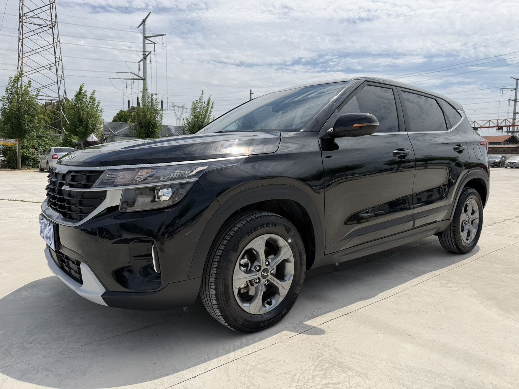 Kia Seltos 2023 car image 