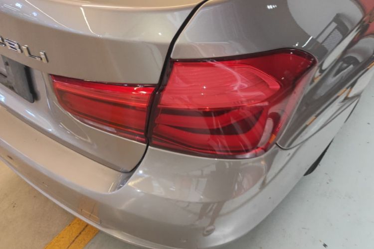 BMW 3 Series 2016 #8 BMW 3 Series 2016 car image #8