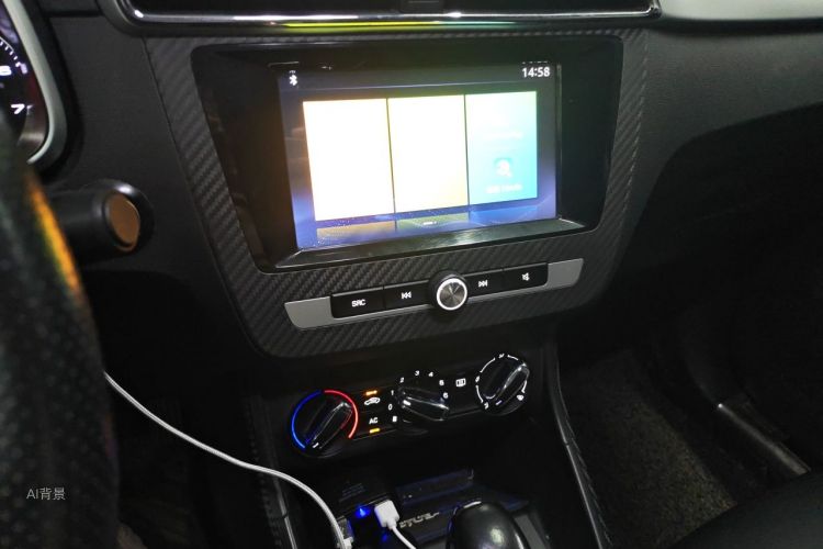 MG ZS 2018 #15 MG ZS 2018 car image #15