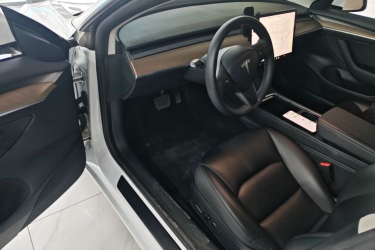 Tesla Model 3 2021 #16 Tesla Model 3 2021 car image #16