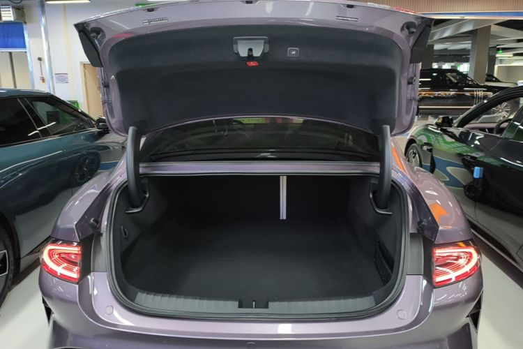 MI SU7 2024 car image #19
