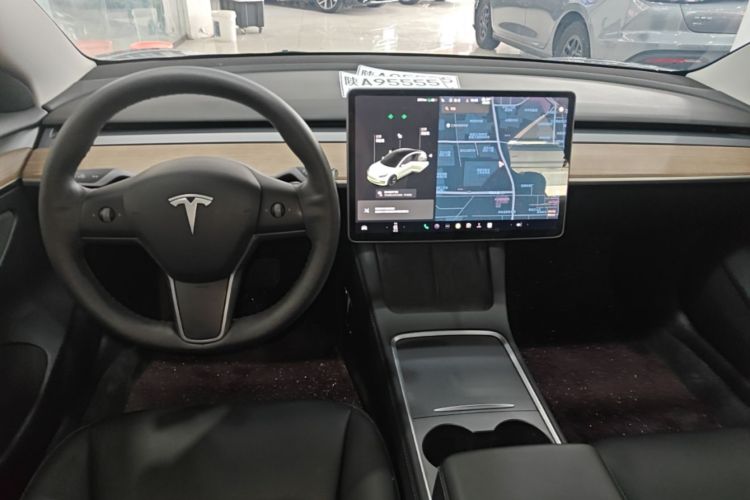 Tesla Model 3 2021 #18 Tesla Model 3 2021 car image #18