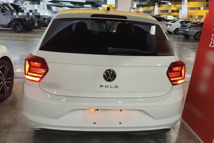 Volkswagen Polo 2021 car image #4