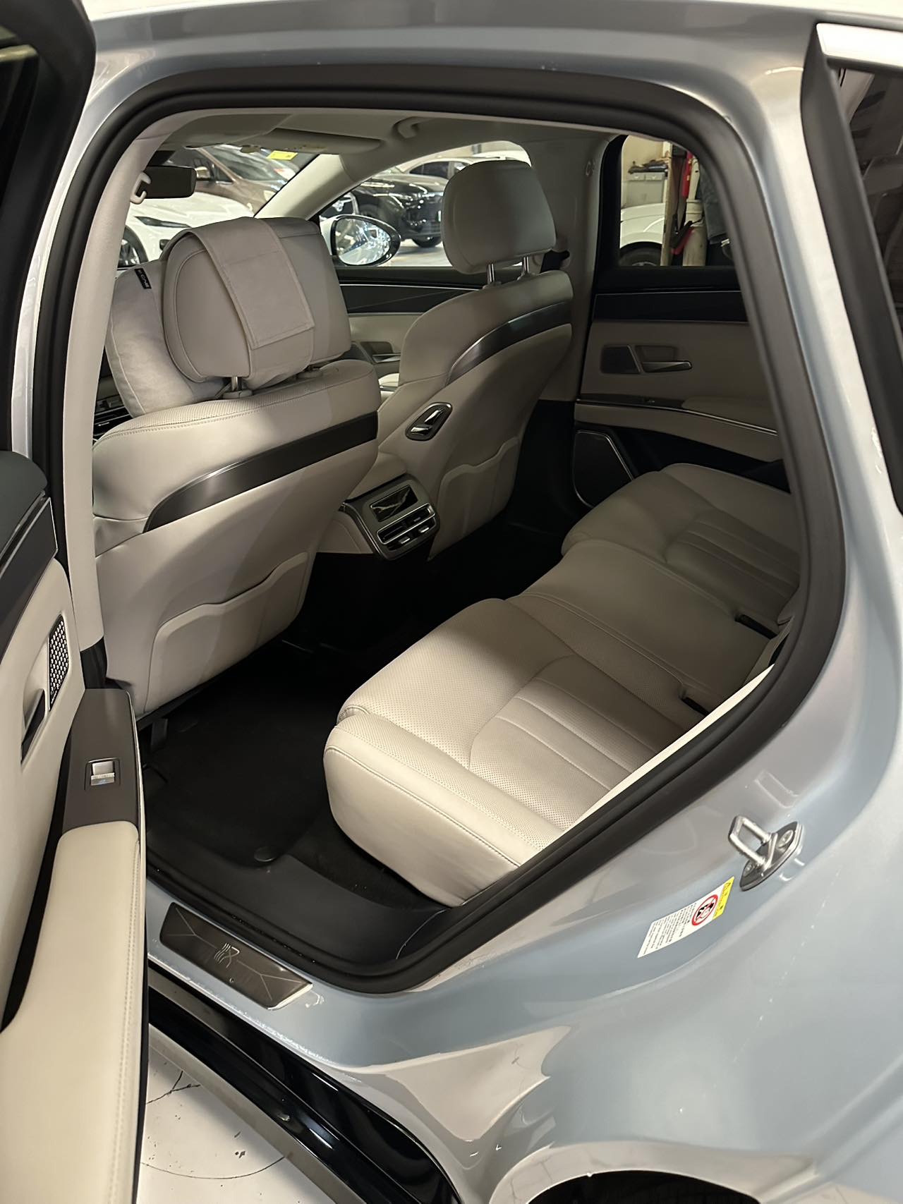 BYD HanL 2026 imagen de coche #5