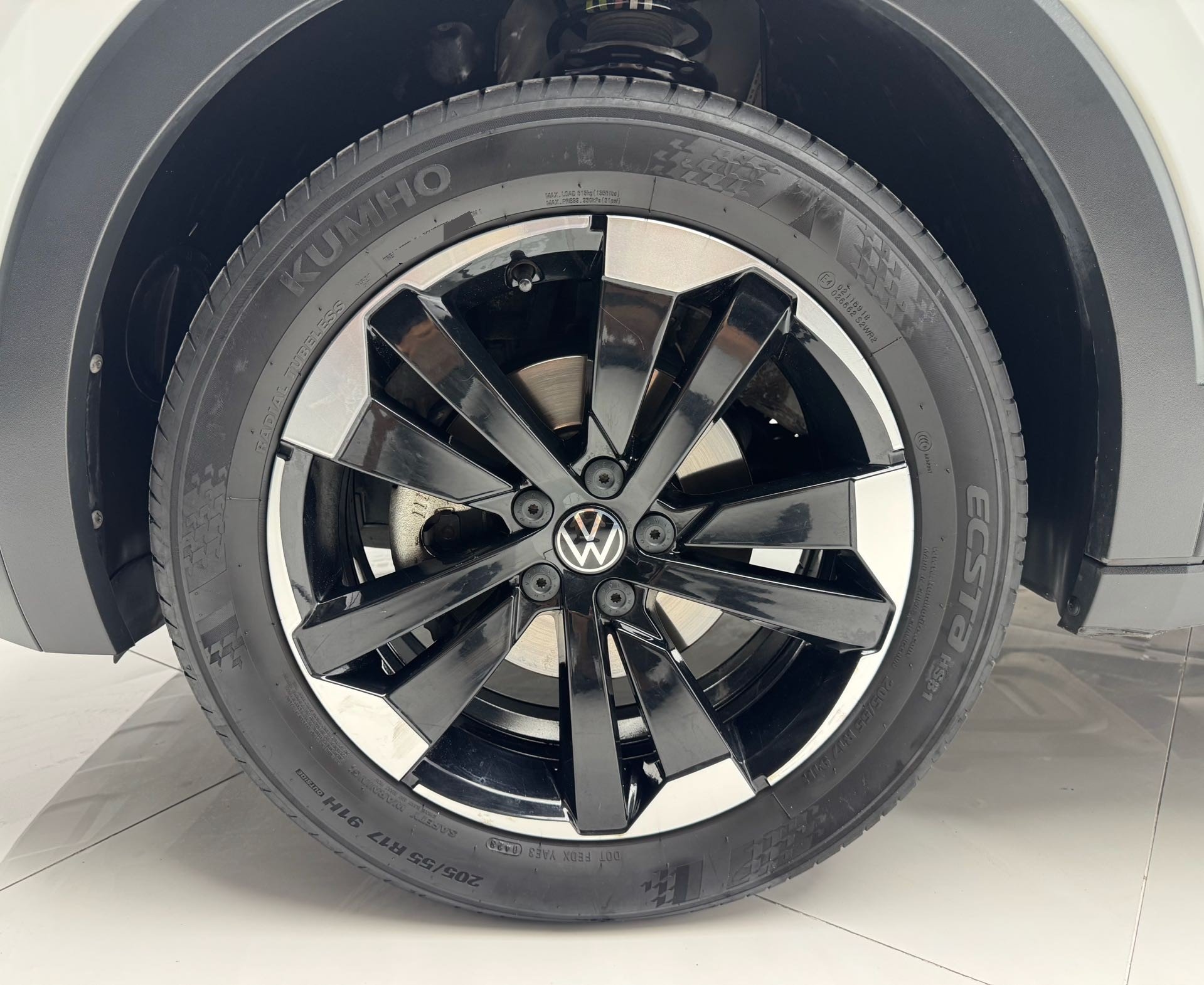 Volkswagen Tacqua 2023 imagem de carro #11
