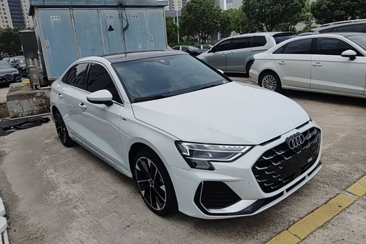 Audi A3 2026 car image #4