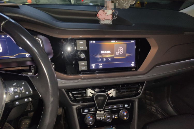 Volkswagen Tharu 2019 #13 Volkswagen Tharu 2019 car image #13