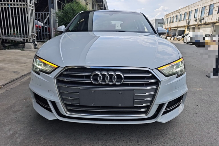 Audi A3 2020 car image #3
