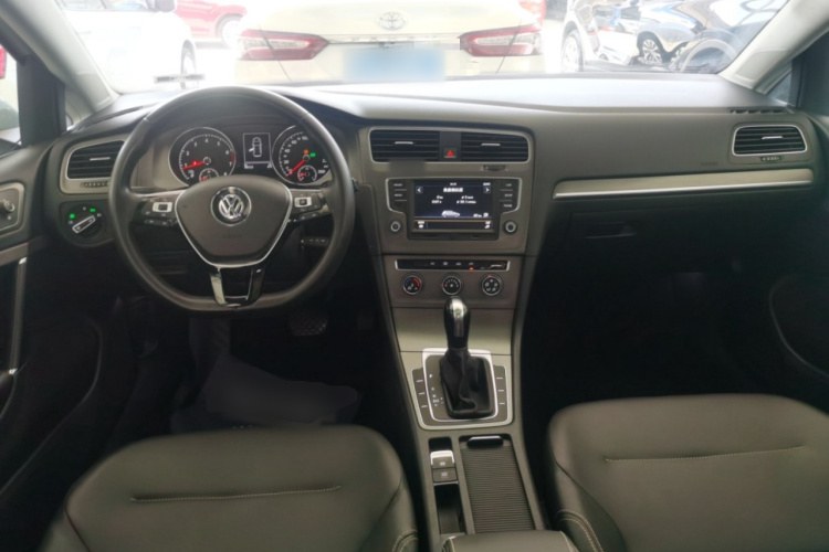 Volkswagen Golf 2016 imagen de coche #11