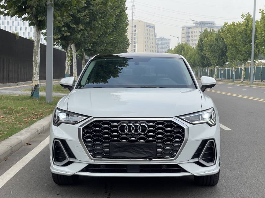 Audi Q3 Sportback 2021 #3 Audi Q3 Sportback 2021 immagine di auto #3