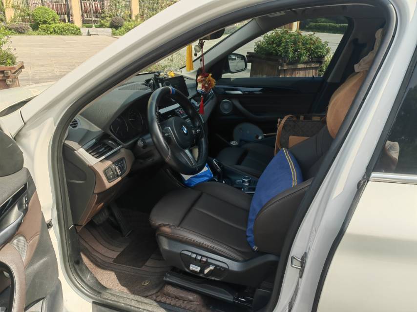 BMW X1 2022 car image #7