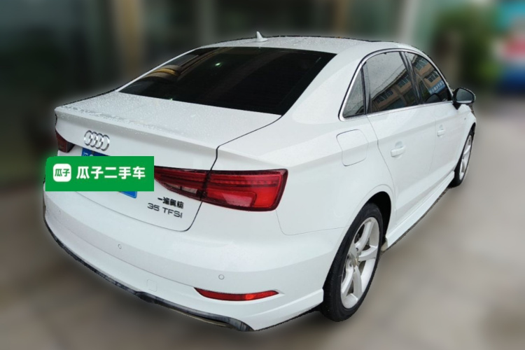 Audi A3 2018 car image #7