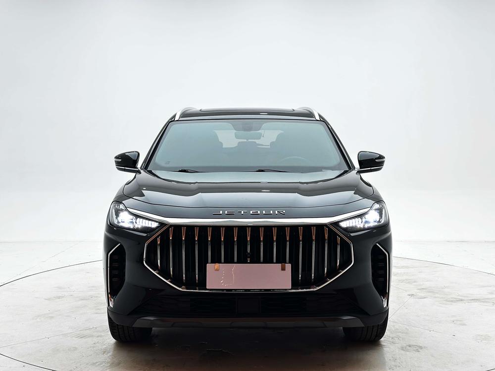 Jetour X70 PLUS 2023 car image #2