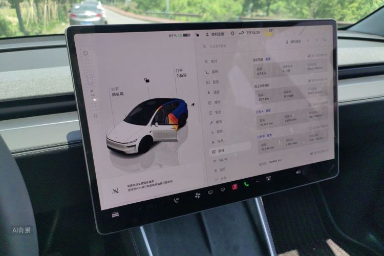 Tesla Model Y 2025 #15 Tesla Model Y 2025 car image #15