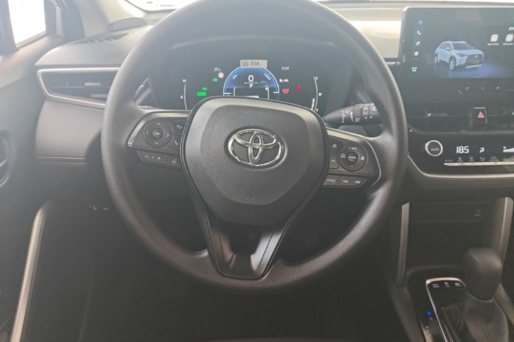 Toyota Corolla Cross 2025 image de voiture #11