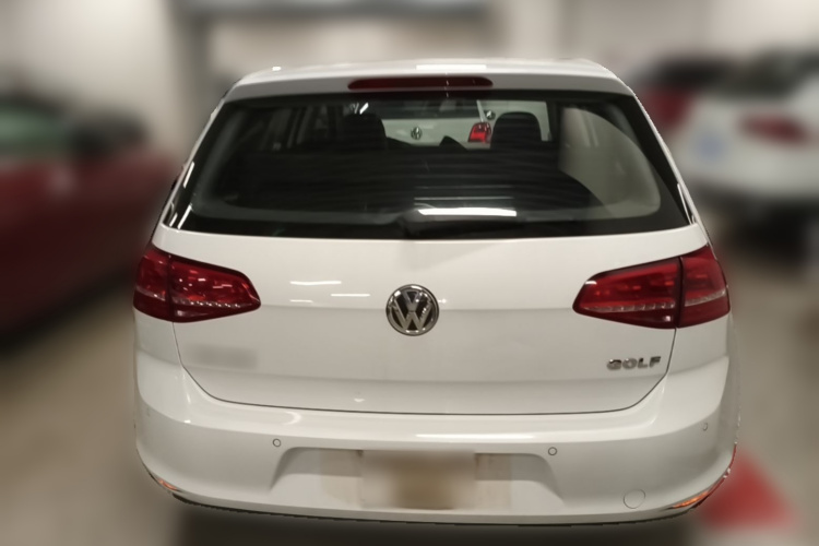 Volkswagen Golf 2015 car image #6