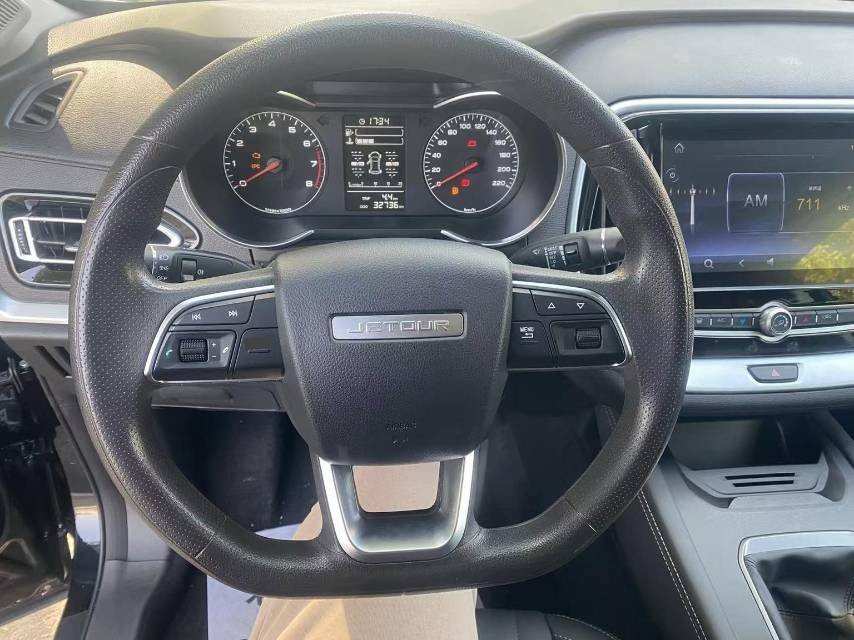 Jetour X70M 2023 car image #8